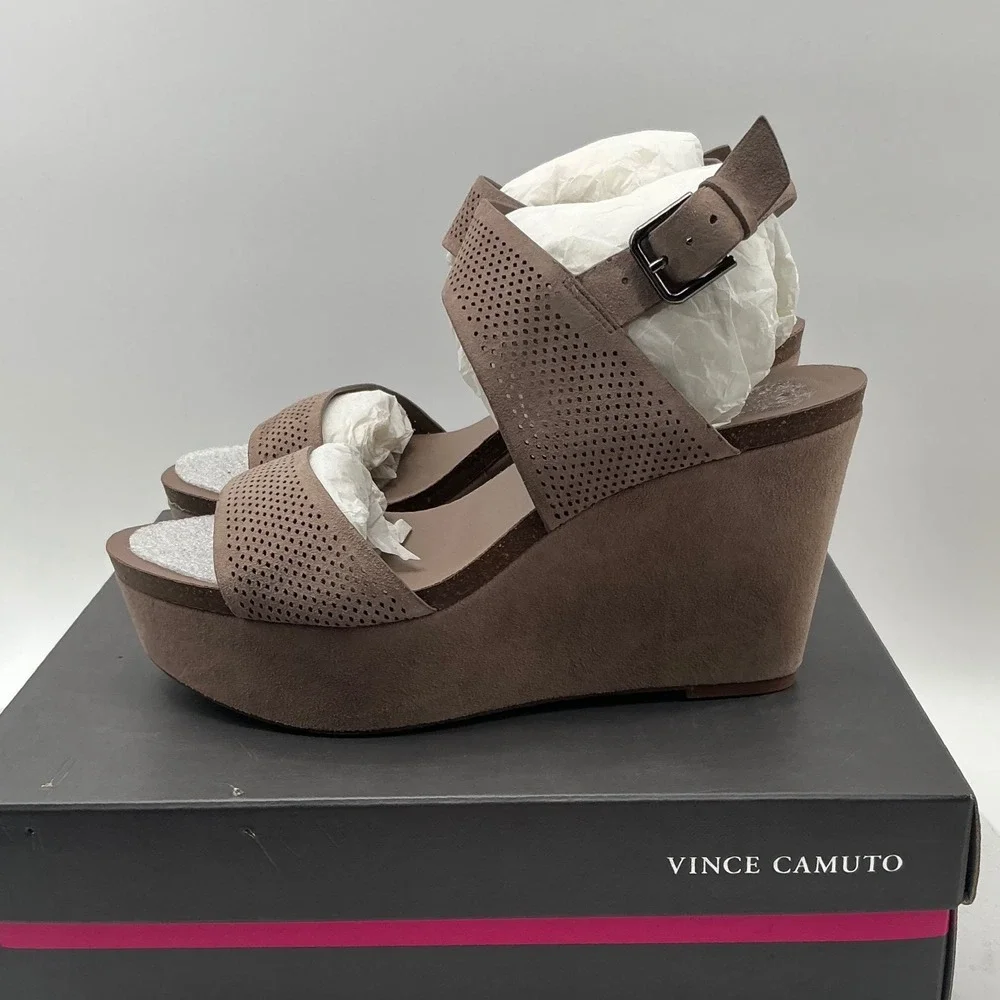 Vince Camuto Vessinta Taupe Suede Perforated Platform‎ Wedge Sandals 9.5M